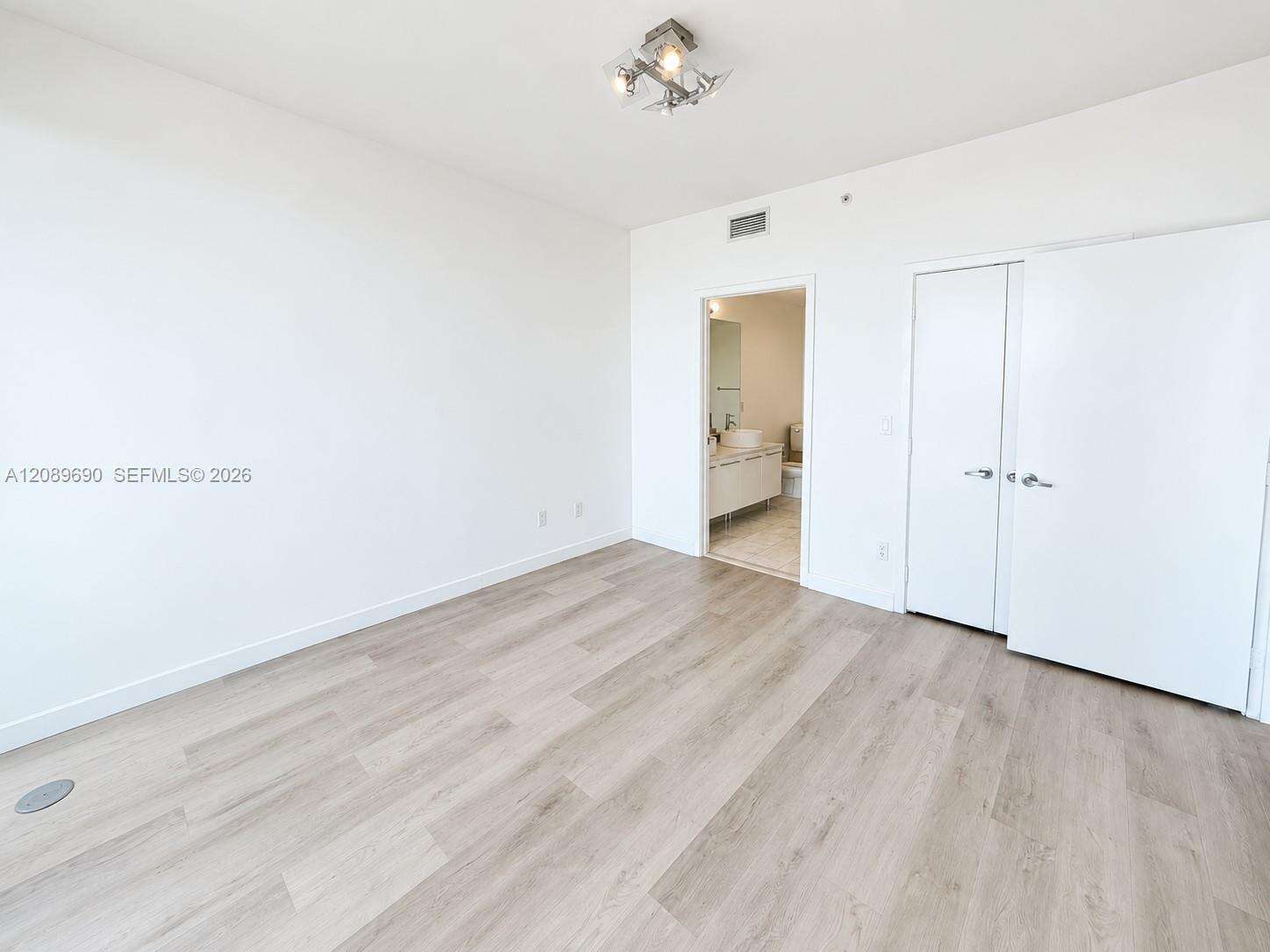 Marina blue Unit #3306 | Picture 7