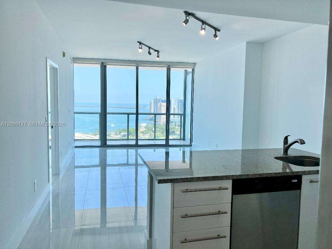 Marina blue Unit #3703 | Picture 8