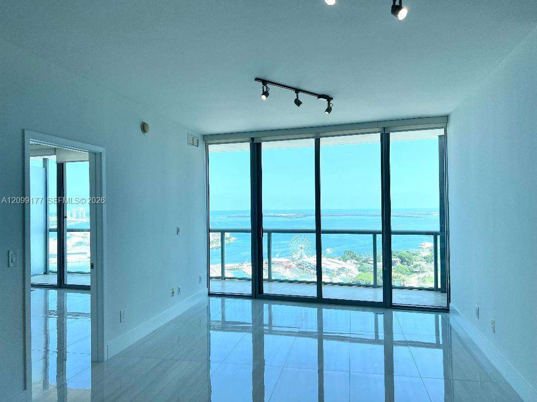 Marina blue Unit #3703 | Picture 10