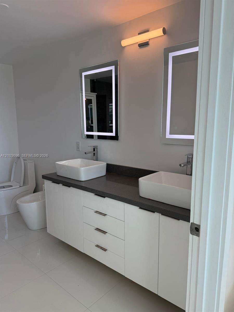 Marina blue Unit #3101 | Picture 18